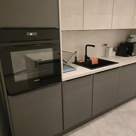 Rbj Urban - Linden - Balkon & 2 Baeder Apartman *